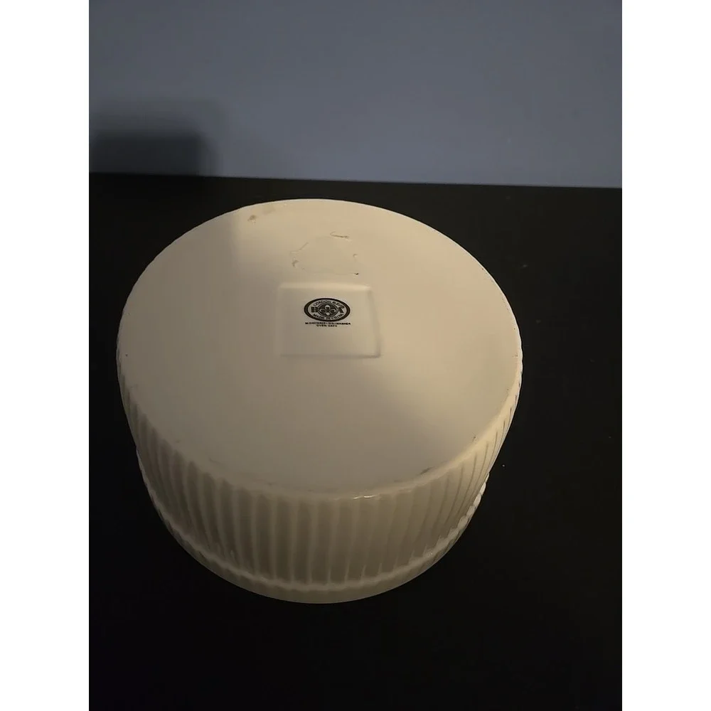 BIA Cordon Bleu Souffle Casserole Baking Serving Dish White Ribbed‎ 6.5